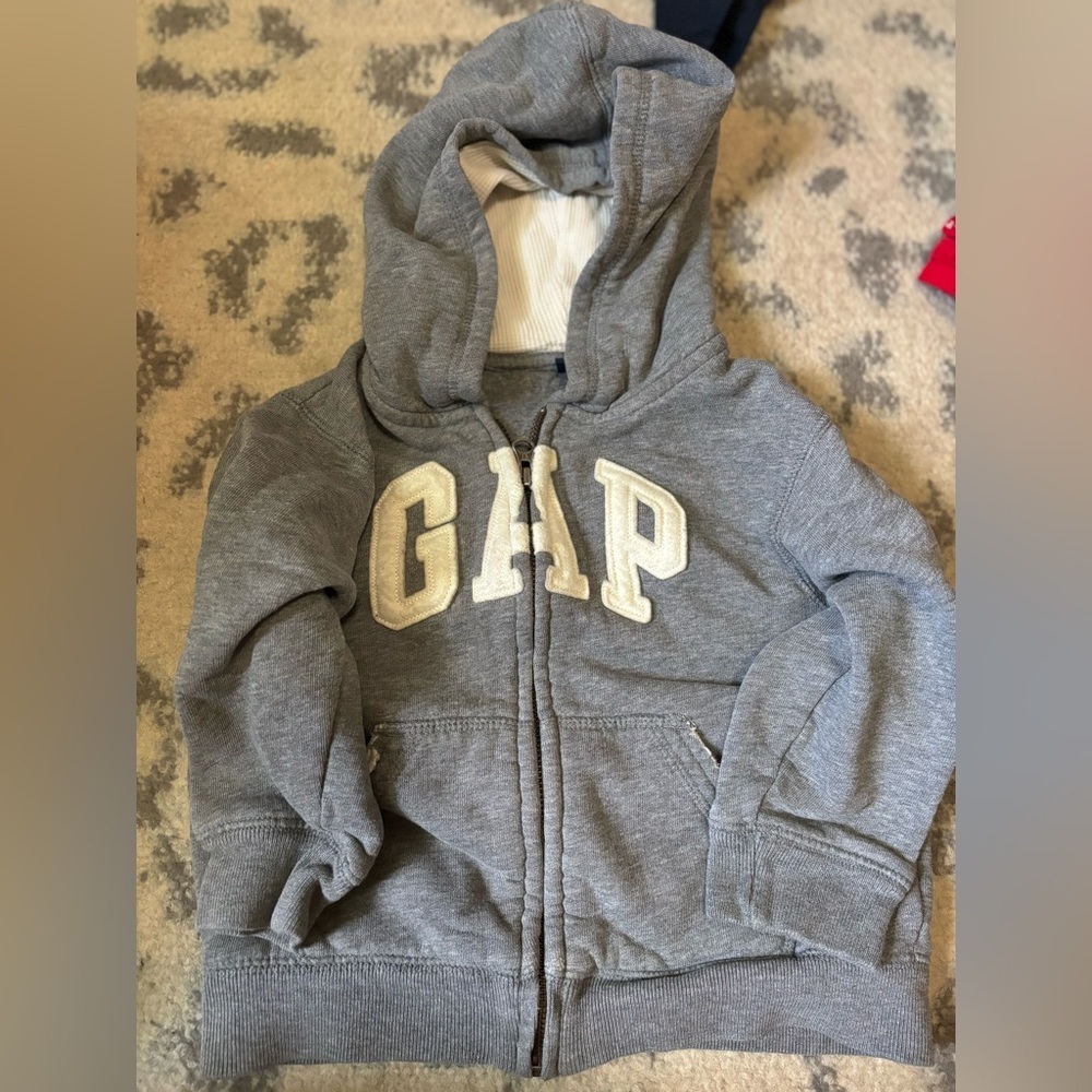 Baby Gap full zip gray toddler hoodie size 3T